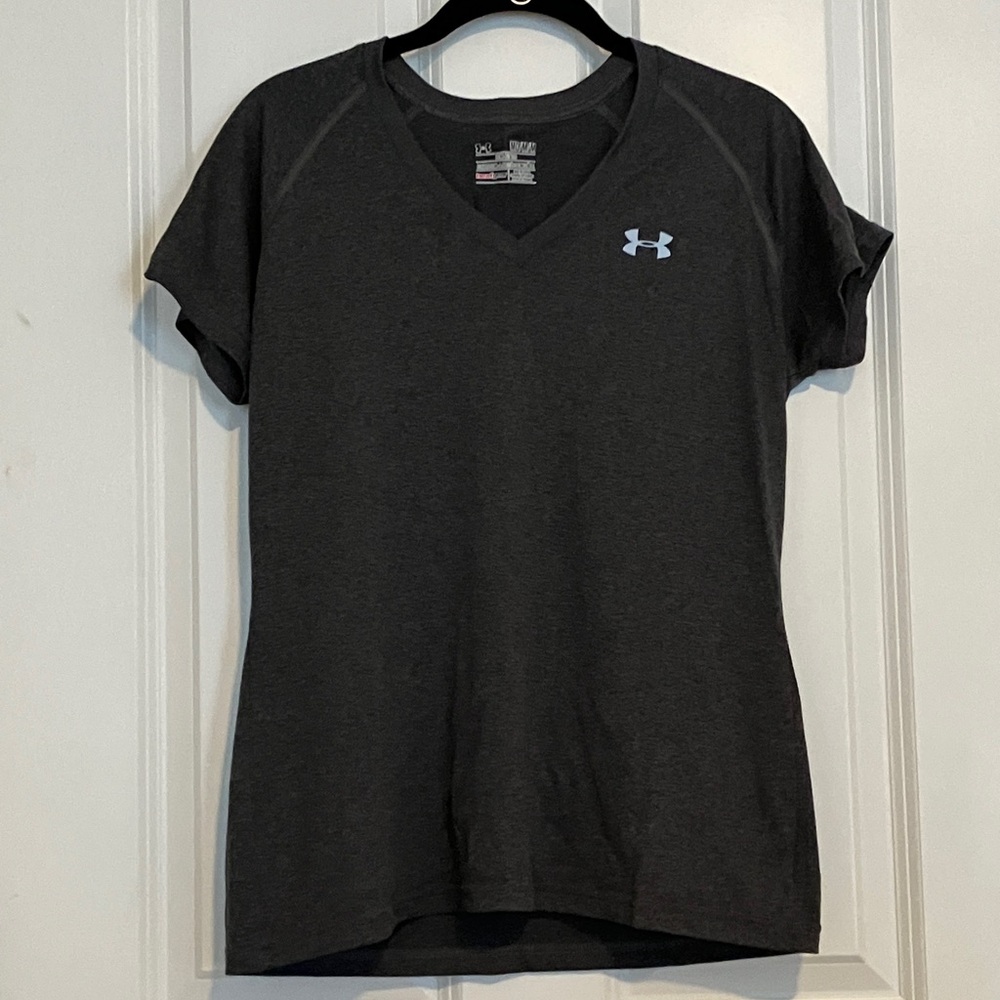 Under Armour Heatgear Semi Fitted V Neck Tee